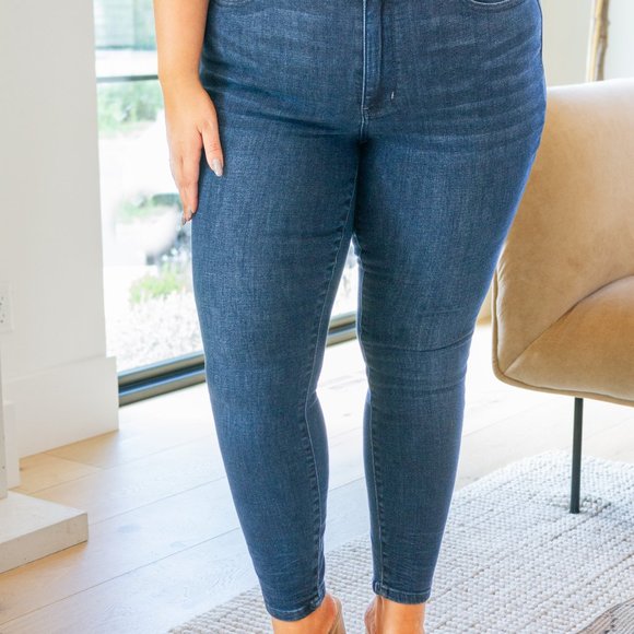 Addison Mid Rise Crinkle Ankle Skinny Jeans - Picture 4 of 4